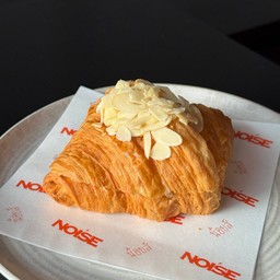 Croissant Almond