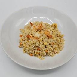 ข้าวผัดกุ้งใส่ไข่