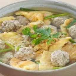 แกงจืดไข่น้ำหมูสับ