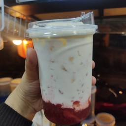 -นมสดสตรอว์เบอร์รี่(แก้ว22ออนซ์)