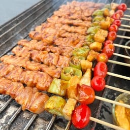 บาบีคิวหมู 5 ไม้