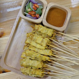 Yummyหมูสะเต๊ะ&ขนมปังปิ้ง