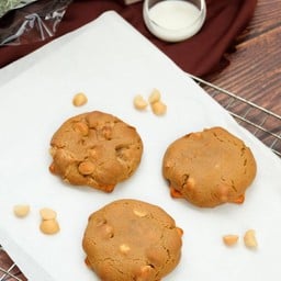 MACADAMIA SOFT COOKIE