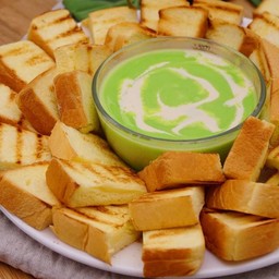 ขนมปังสังขยาย่างเนย (ใหญ่ปิ้ง)