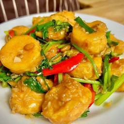ผัดเต้าหู้หมูสับ
