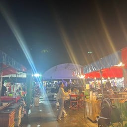 ตลาดสตาร์ไนท์บาร์ซ่า