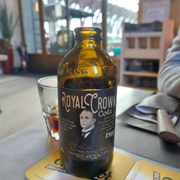 Le Royal Café