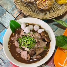 ก๋วยเตี๋ยวน้ำตกเนื้อรวม(สด+เปื่อย)