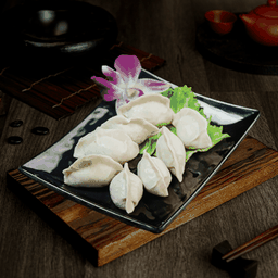 เกี๊ยวหมูแฮนด์เมด