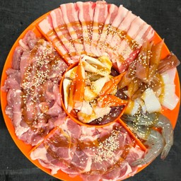 ชุดหมู+ทะเล