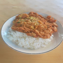 ข้าวไข่เจียวใส่ผัก