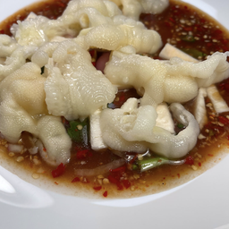 ยำเล็บมือนาง