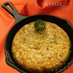 ไข่เจียวสเปน มันฝรั่ง และหอมใหญ่