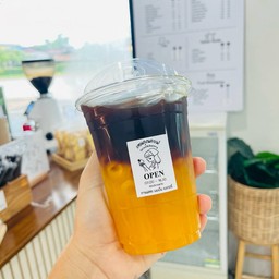 อเมริกาโน่น้ำส้ม (เป็นไซรัปส้ม)