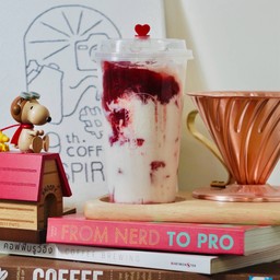 ICED Strawberry Latte