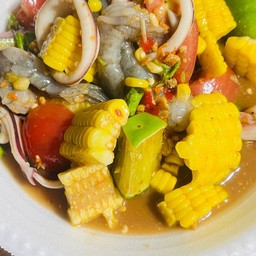 ตำข้าวโพดกุ้งสด