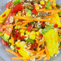 ตำข้าวโพดปลากรอบ