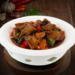 ผัดเผ็ดงูสูตรต้นตำรับ