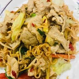 มาม่าผัดขี้เมา