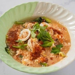 เตี๋ยว กะ เพรา (Halal food)