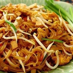 ผัดไทโบราณ อาหารตามสั่ง  ( อร่อยต้องลอง ) แม่ค้าติดงานทัวร์ค่ะ ขอบคุณค่ะ