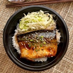 ข้าวหน้าปลาซาบะย่าง