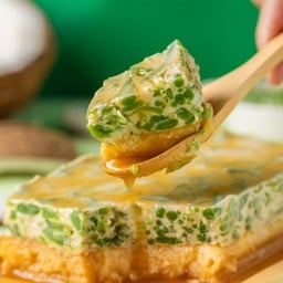 เค้กลอดช่องน้ำตาลเคี่ยว