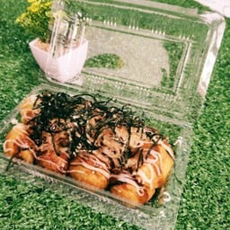 [เซตสุดฮิต] ทาโกะยากิไส้รวม 10 ลูกแถม 2 + ทาโกะยากิไส้ปลาหมึก 10 ลูกแถม 2 + ทาโกะยากิไส้ปลาแซลมอน 10 ลูกแถม 2