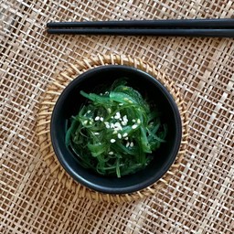 ยำสาหร่าย