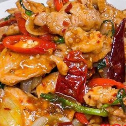 ผัดพริกเผาราดข้าว