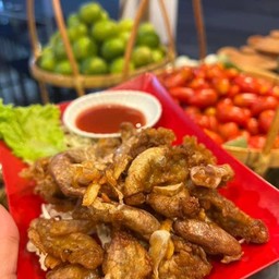 Fried Pork Intestines with Garlic