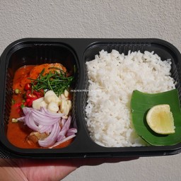 ข้าวยำปลากระป๋อง