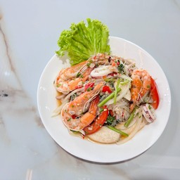 ยำวุ้นเส้นทะเล