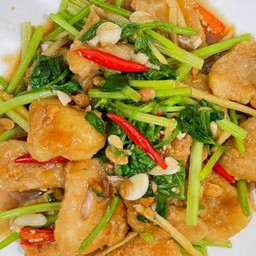 ปลาทอดผัดคึ่นฉ่าย