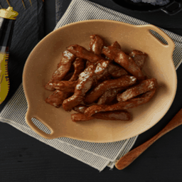 หมูแม็กกี้หม้อเทพ แพคครึ่งโล ฟรี!!!ข้าวเหนียว 3 ห่อ