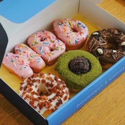 HBD Doughnut Set