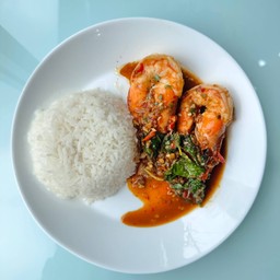 ข้าวกะเพรากุ้ง