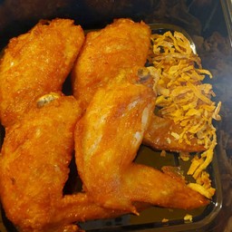 ปีกไก่ทอดน้ำปลา(4ชิ้น)