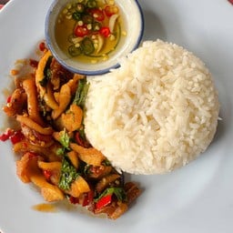 ข้่าวกระเพรา กากหมู