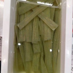 เส้นหนึบผัก
