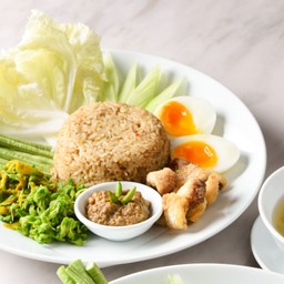 ข้าวผัดน้ำพริกมะขามปลาสลิด