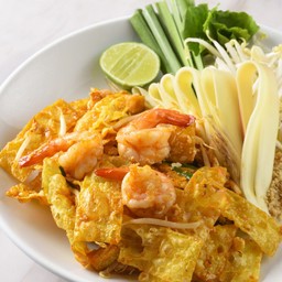 เกี๊ยวกรอบผัดไทยกุ้ง