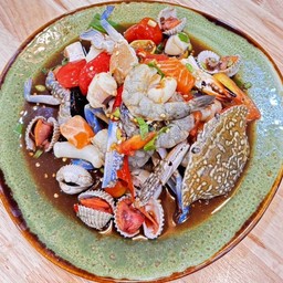 สึนามิคลั่ง