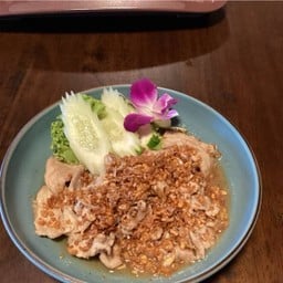 (หมูกระเทียม)จานเดียว