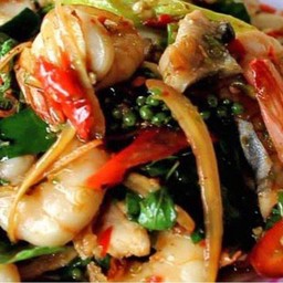 ผัดฉ่ารวมมิตร