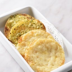 พิต้าเบรดชีสและกระเทียม