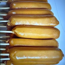 ไส้กรอกไก่ หนังกรอบ