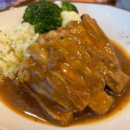 Ae&Ek steak สาขา 4