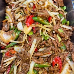 ราดผัดหมูกะปิ