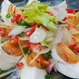 ยำไข่เค็ม